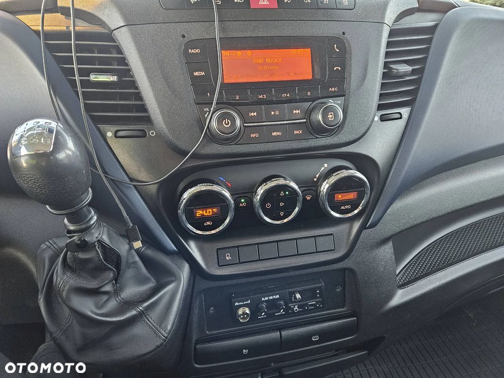 Iveco DAILY 35S18 - 12