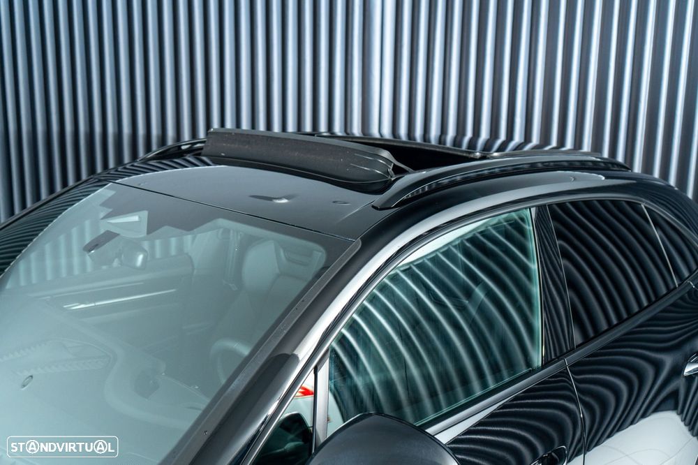 Porsche Macan Electric 4 - 32