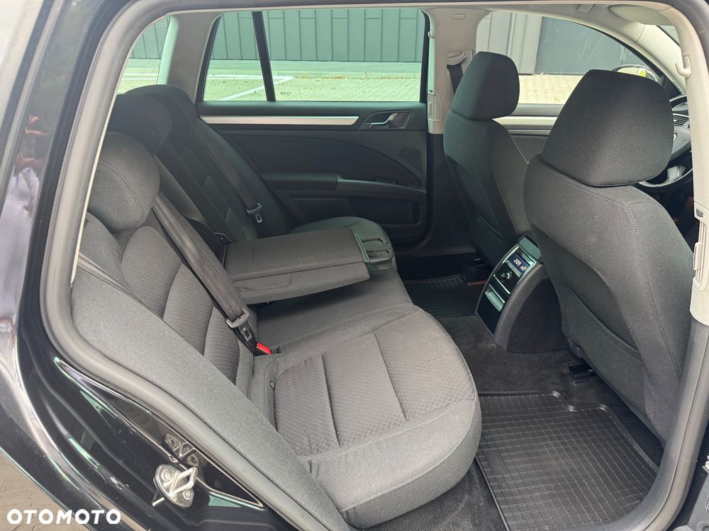 Skoda Superb 2.0 TDI Comfort - 25