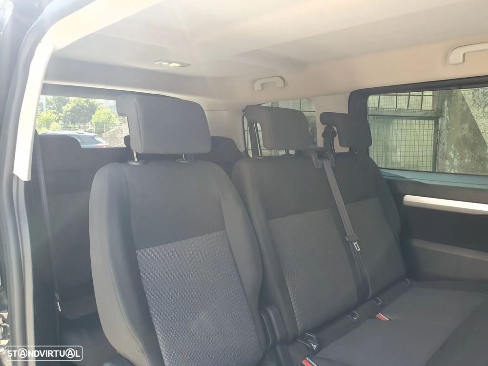 Peugeot Traveller 1.5 BlueHDi L2H1 Standard - 13