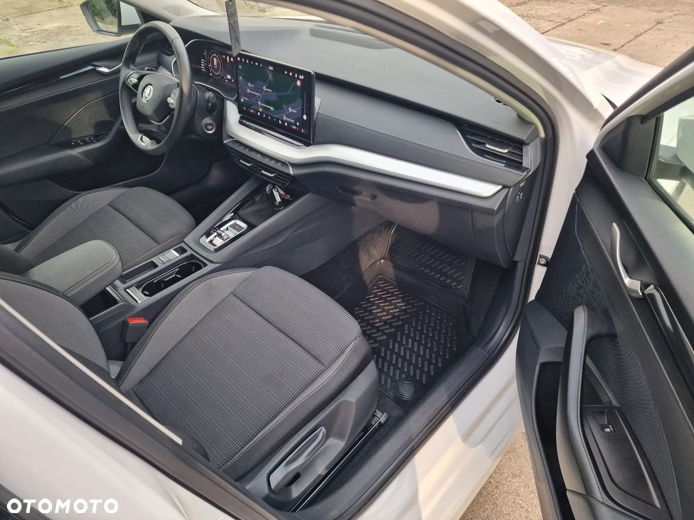 Skoda Octavia 2.0 TDI DSG Selection - 11