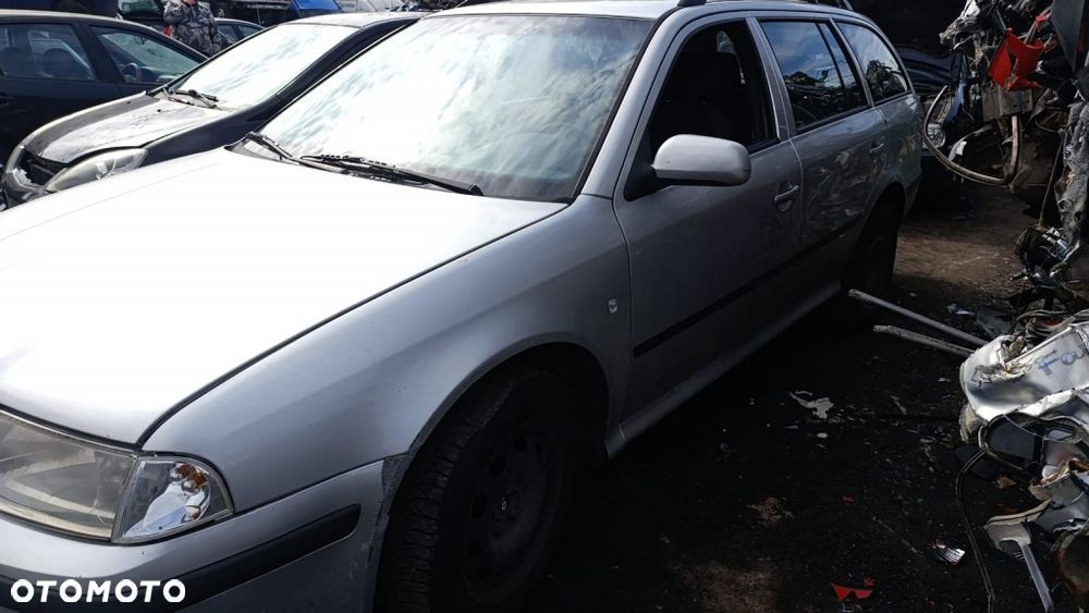 35968 Skoda octavia I lift model od 00-06 silnik 1.9 TDI 90 km ALH skrzynia EGR lakier LF7T - 3