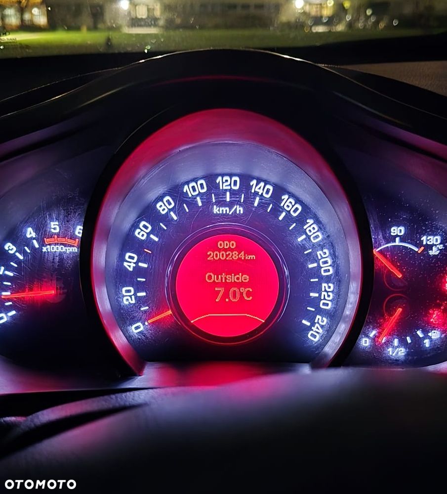 Kia Sportage 2.0 CRDI XL - 2