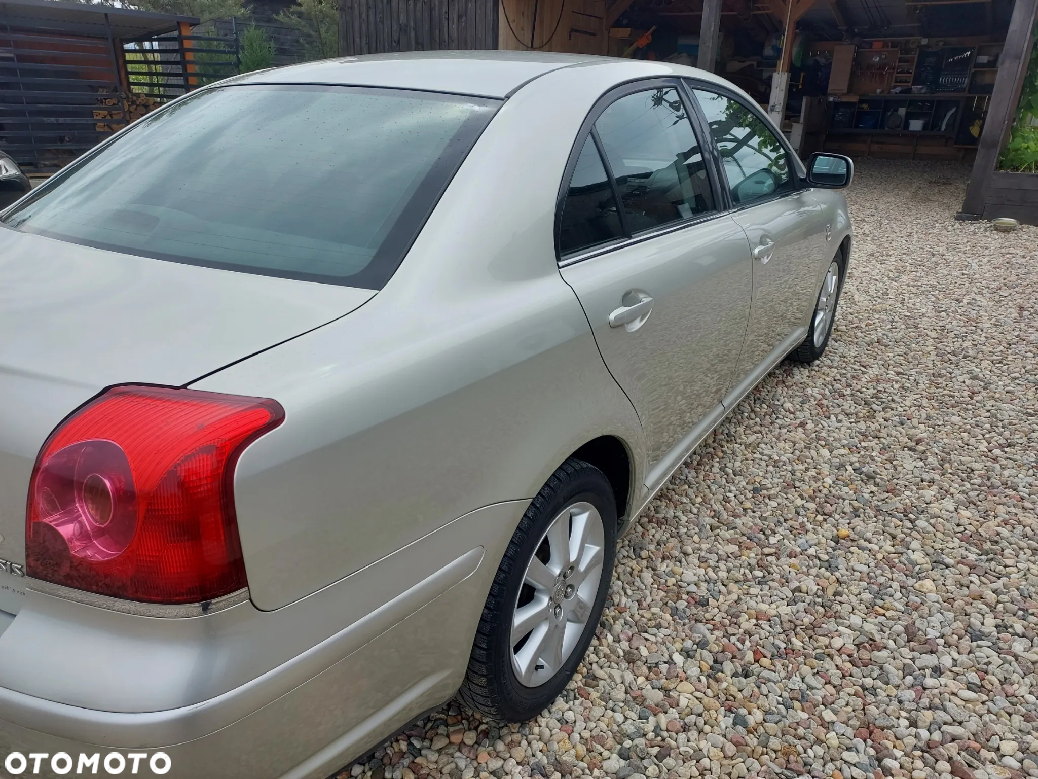 Toyota Avensis 2.0 D-4D Sol - 3