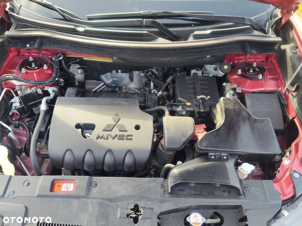 Mitsubishi Outlander 2.0 Intense 2WD CVT - 21