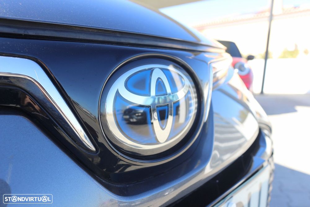 Toyota Corolla SD 1.8 Hybrid Luxury - 6