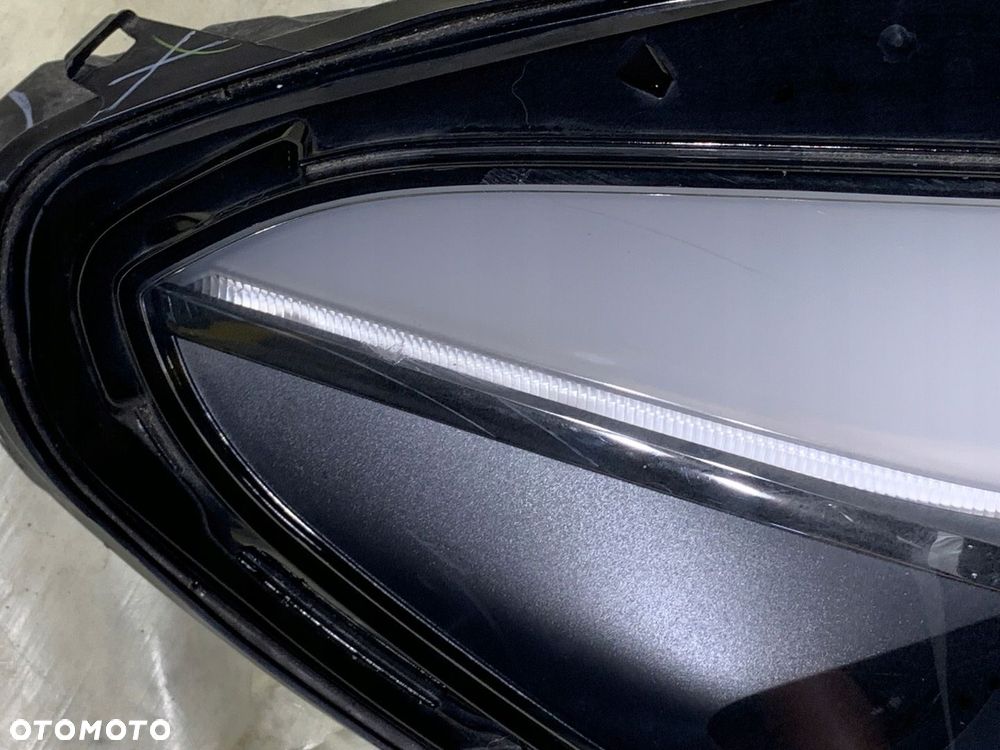 TESLA MODEL Y 3 LIFT LAMPA PRAWA PRZÓD 1514953-00C - 7