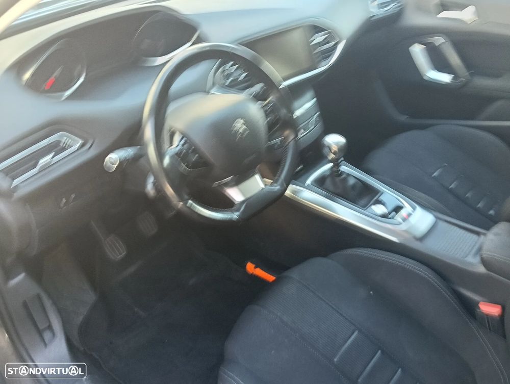 Peugeot 308 BlueHDi FAP 120 Stop & Start Allure - 15
