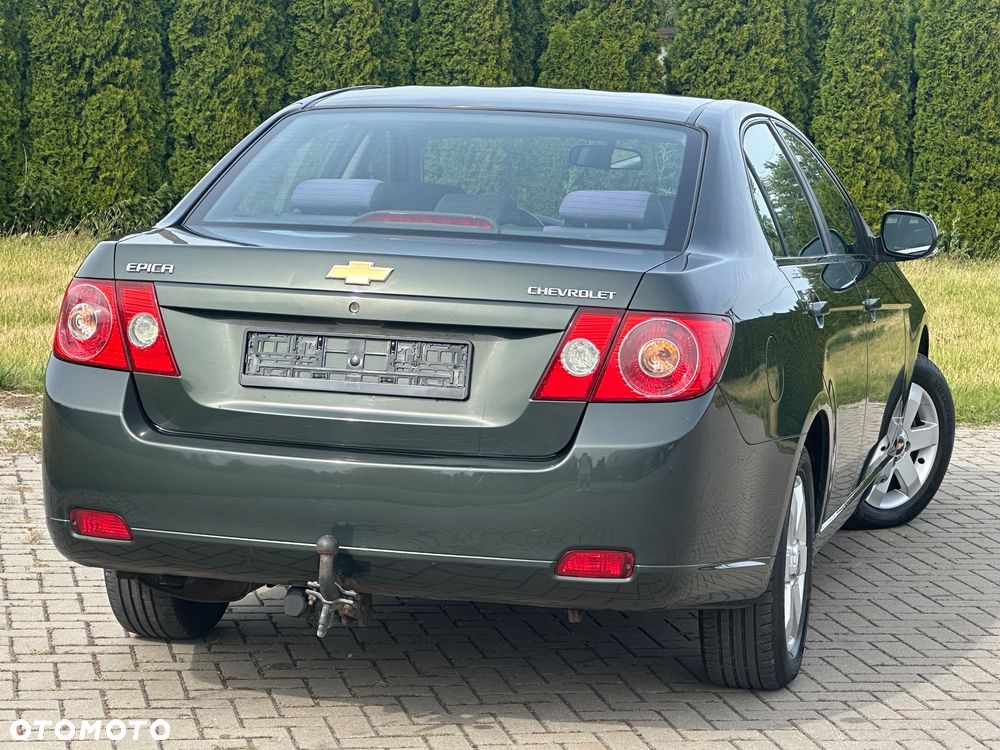 Chevrolet Epica 2.0 LS - 17