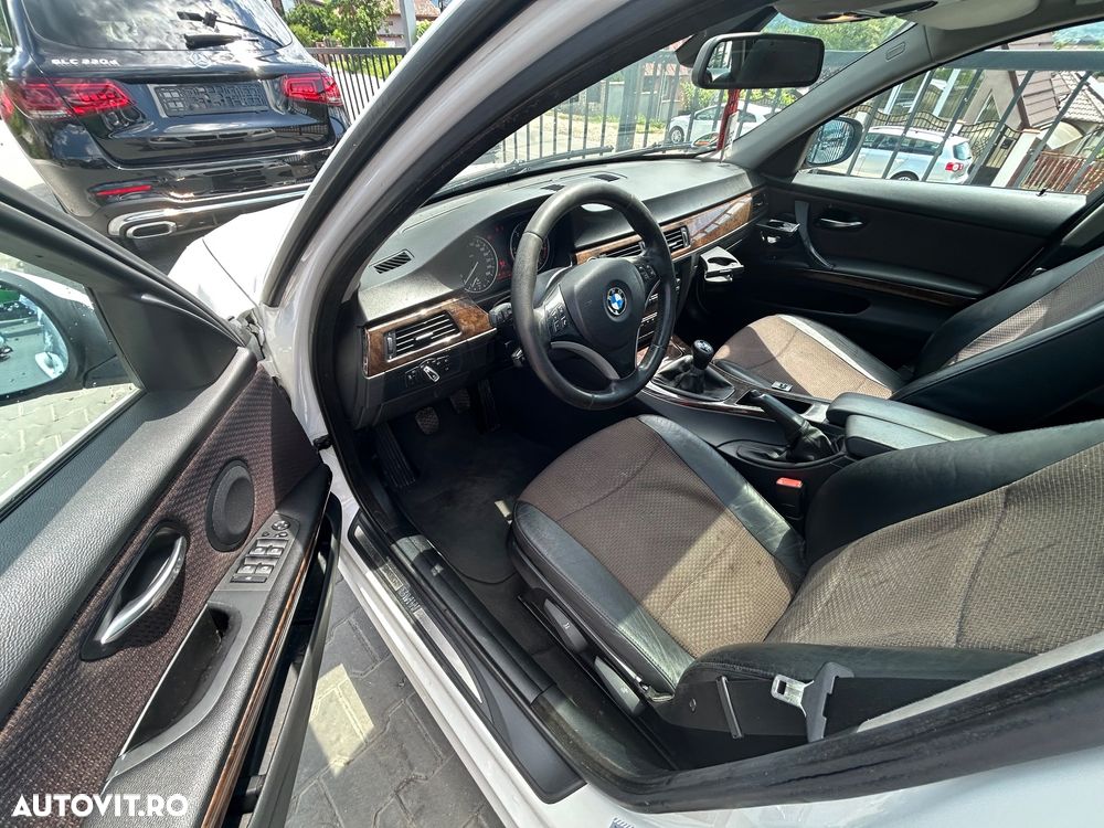 BMW Seria 3 320d DPF - 16