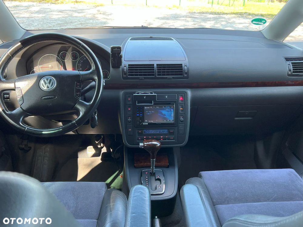 Volkswagen Sharan - 12