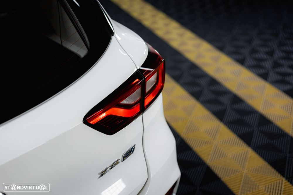 MG ZS EV 44.5 kWh Luxury - 10