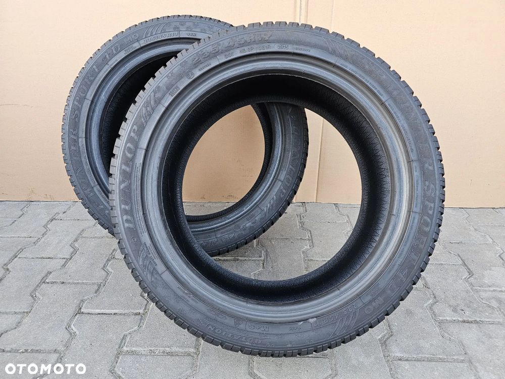 (O11) 235/45R17 94H 5,5mm 15r / Dunlop SP Winter Sport 4D - 8