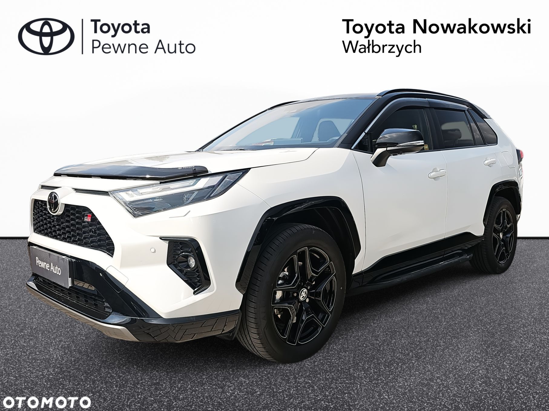 Toyota RAV4 - 1