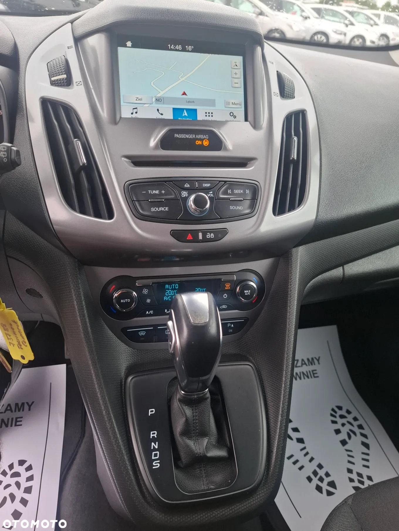 Ford Tourneo Connect Grand - 17