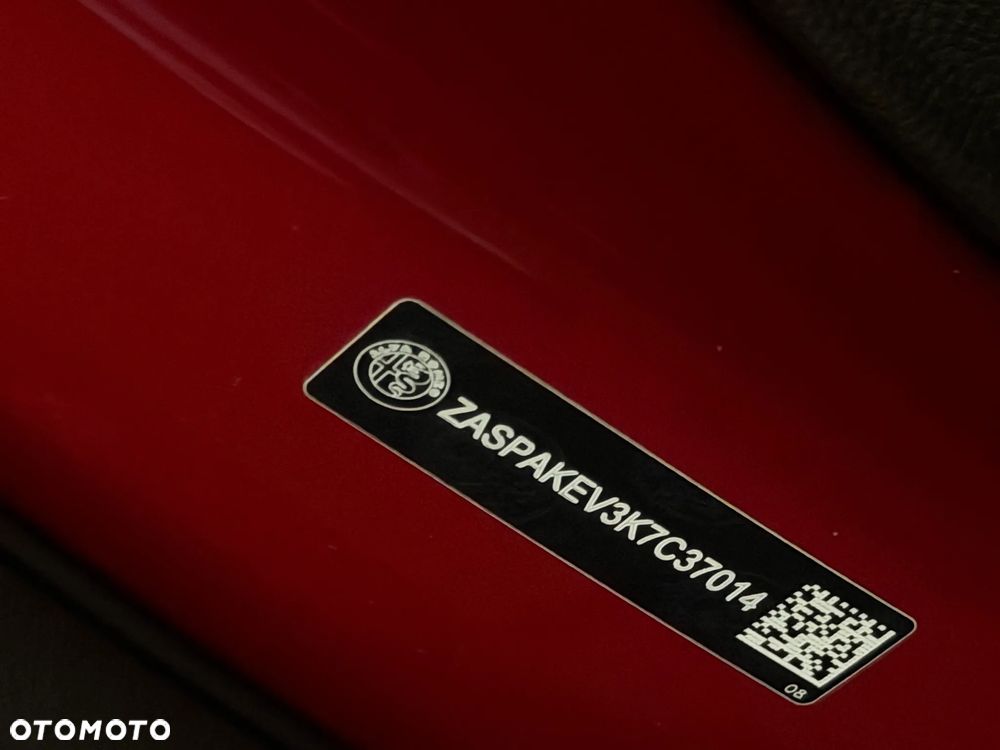 Alfa Romeo Stelvio 2.9 V6 Bi-Turbo Quadrifoglio Q4 - 36