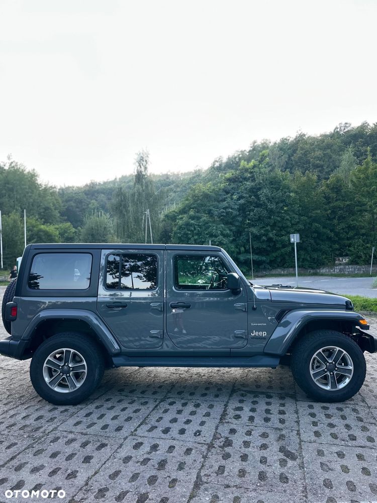 Jeep Wrangler - 36