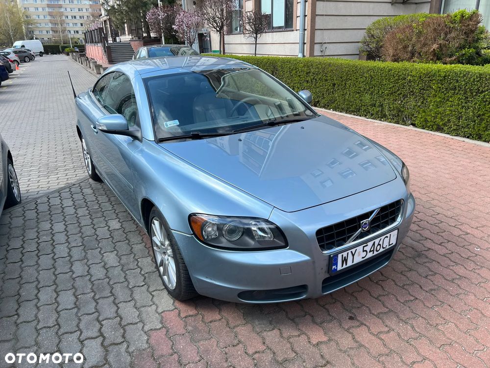 Volvo C70 2.0D Momentum - 3