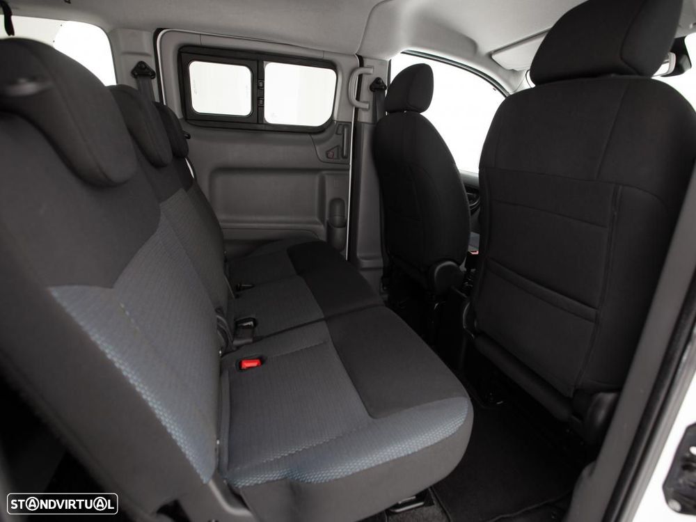 Nissan e-NV200 Combi - 10