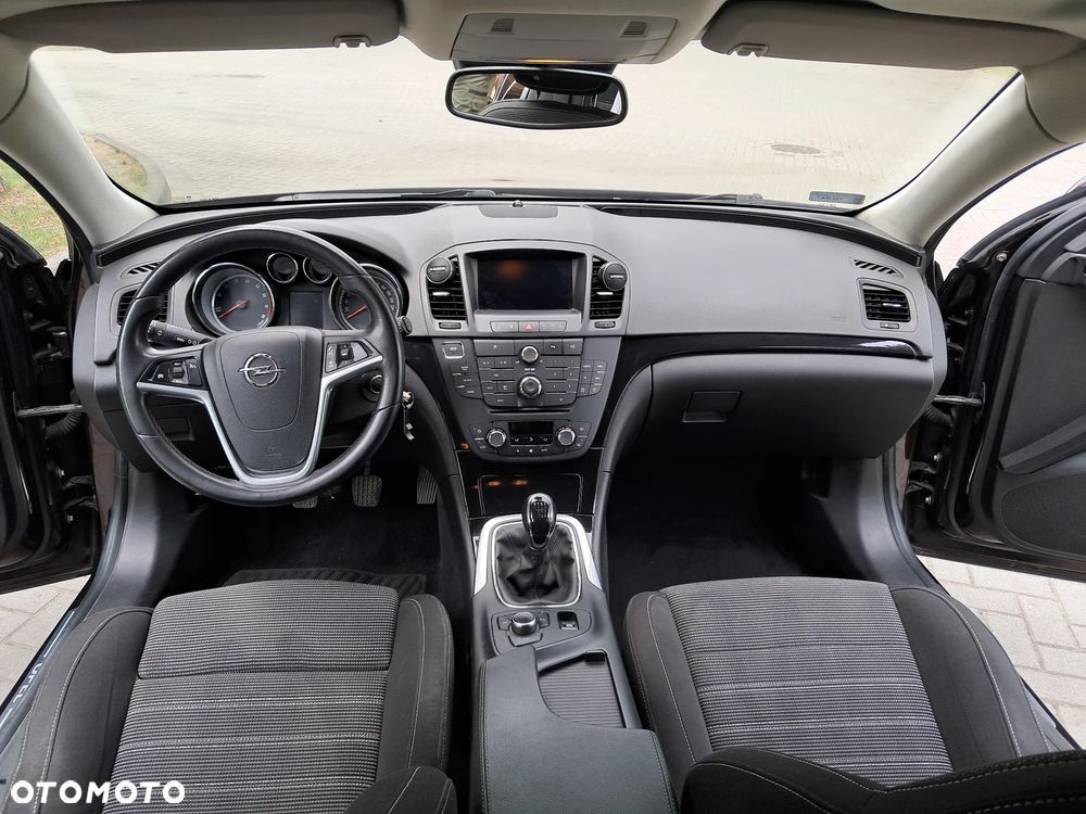 Opel Insignia - 19