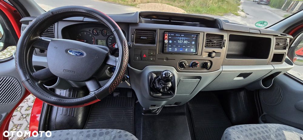 Ford Transit - 22