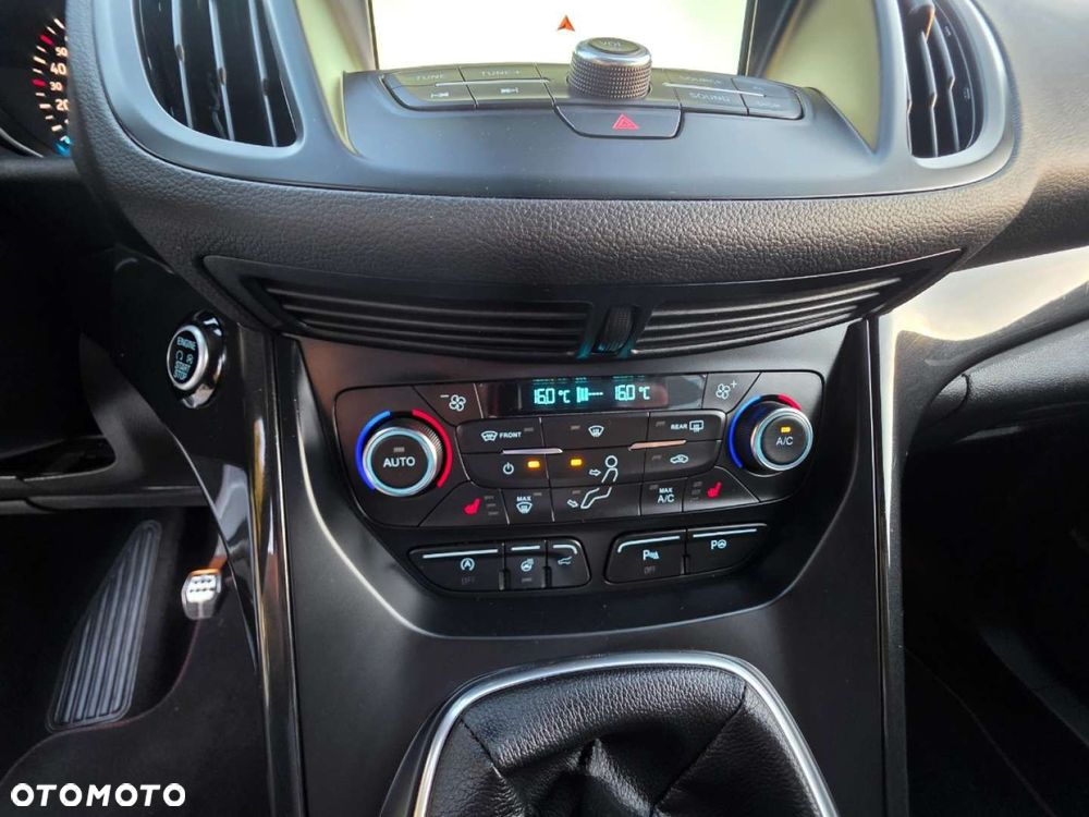 Ford Kuga - 16