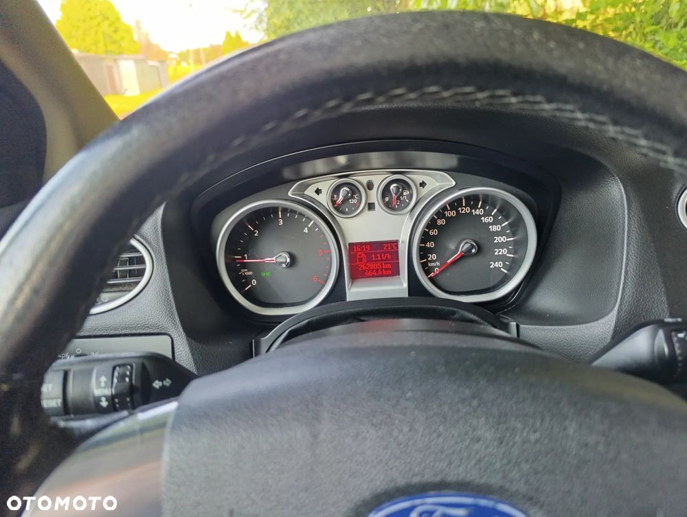 Ford Focus 2.0 TDCi Ghia - 5