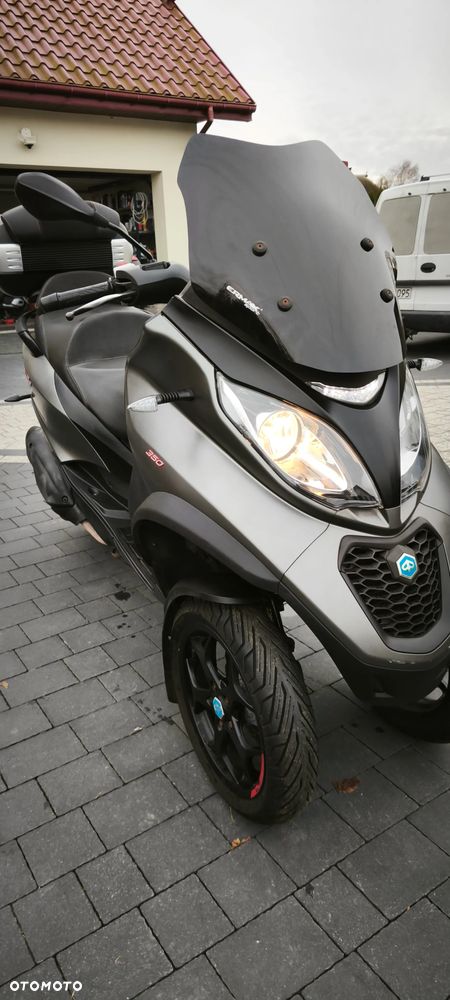 Piaggio MP-3 - 5