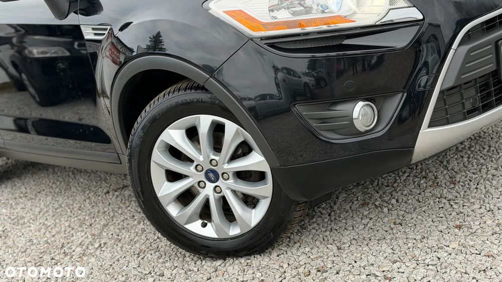 Ford Kuga 2.0 TDCi 2x4 Titanium - 25