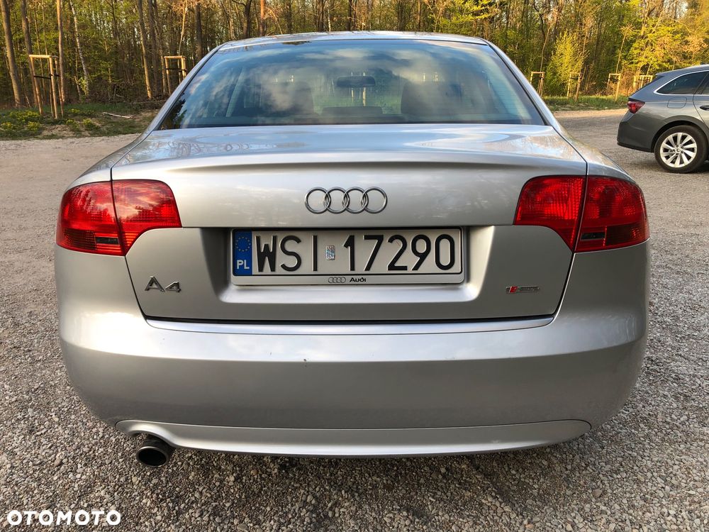 Audi A4 Limousine 2 - 16