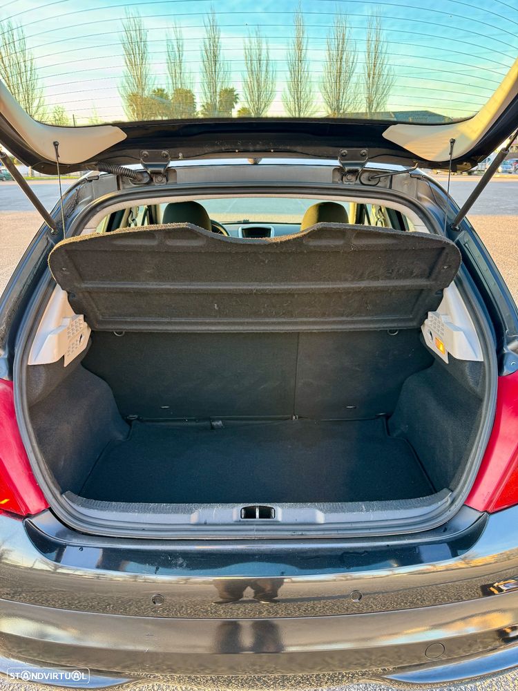 Peugeot 207 1.4 16V Trendy - 9