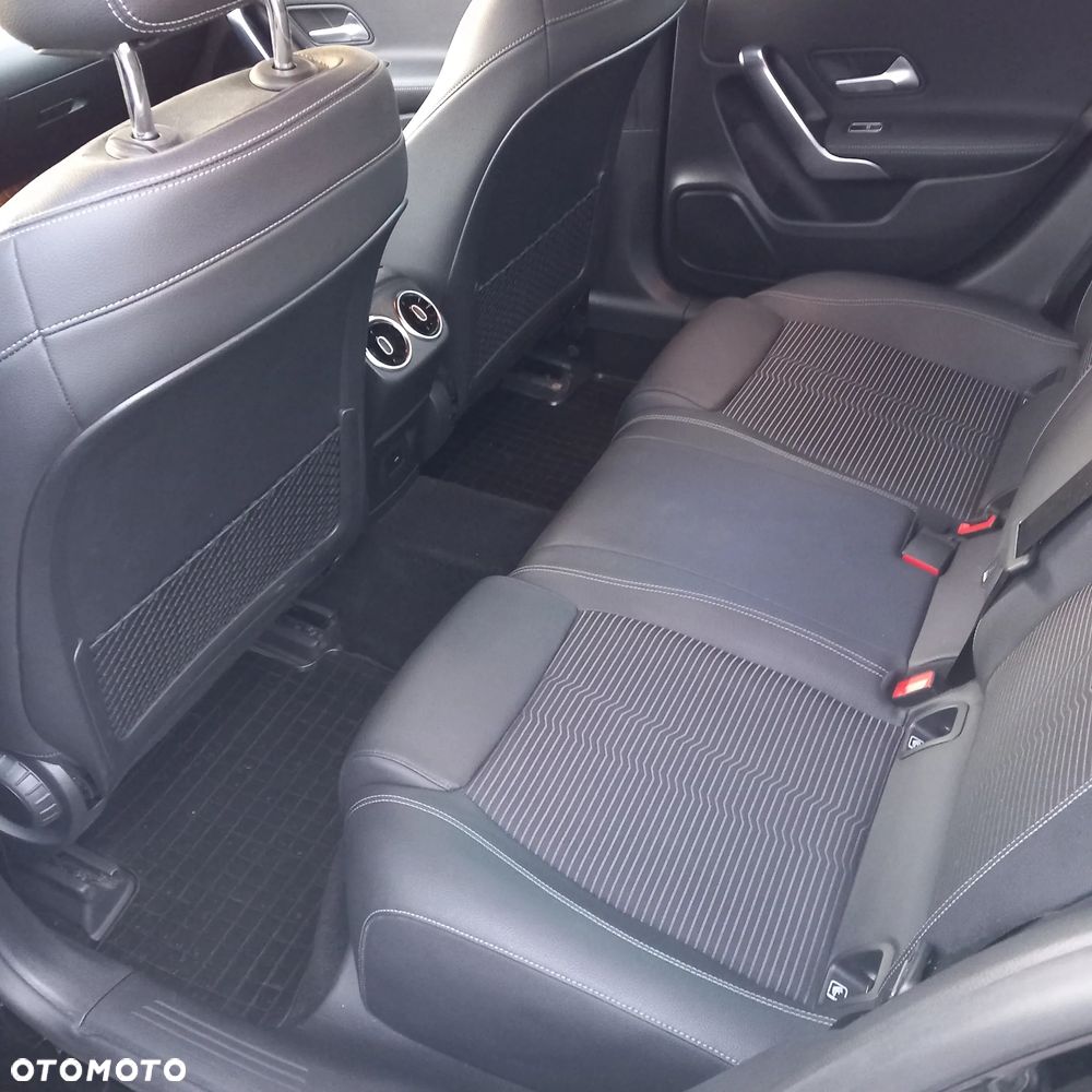 Mercedes-Benz Klasa A 180 Progressive 7G-DCT - 14