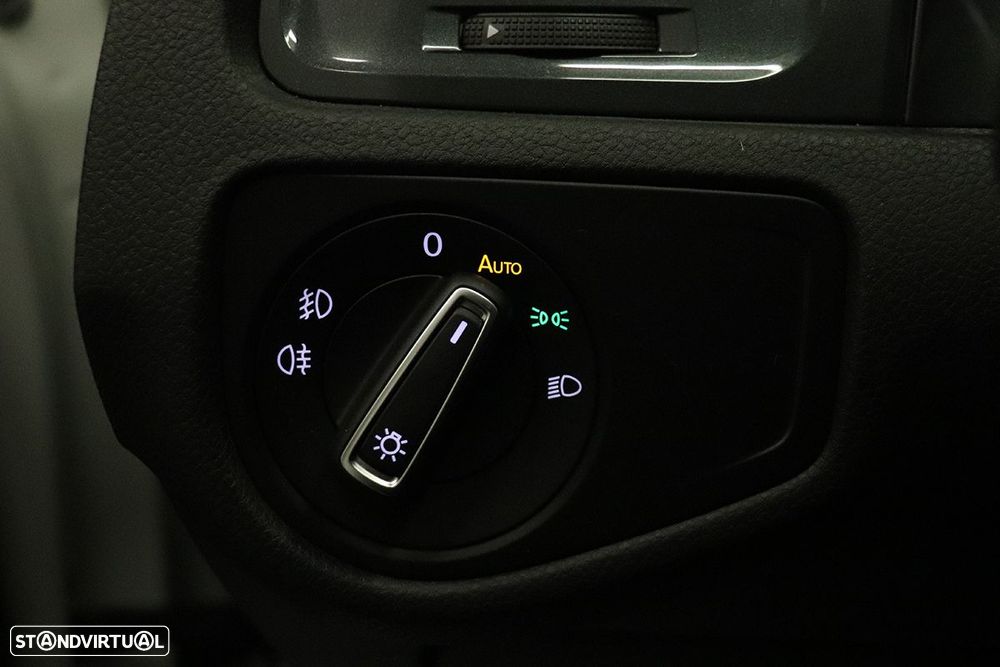 VW Golf 1.0 TSI Trendline Pack - 16