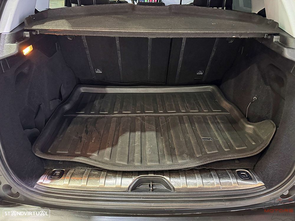 Peugeot 2008 1.6 e-HDi Active - 10