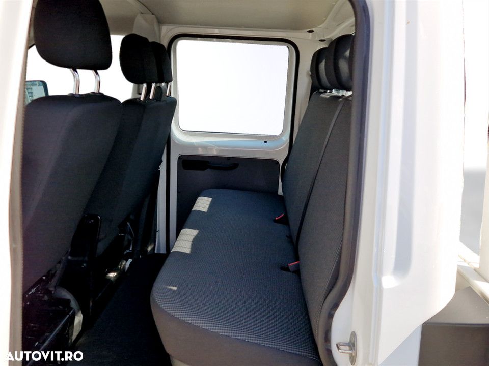 Volkswagen Transporter - 13