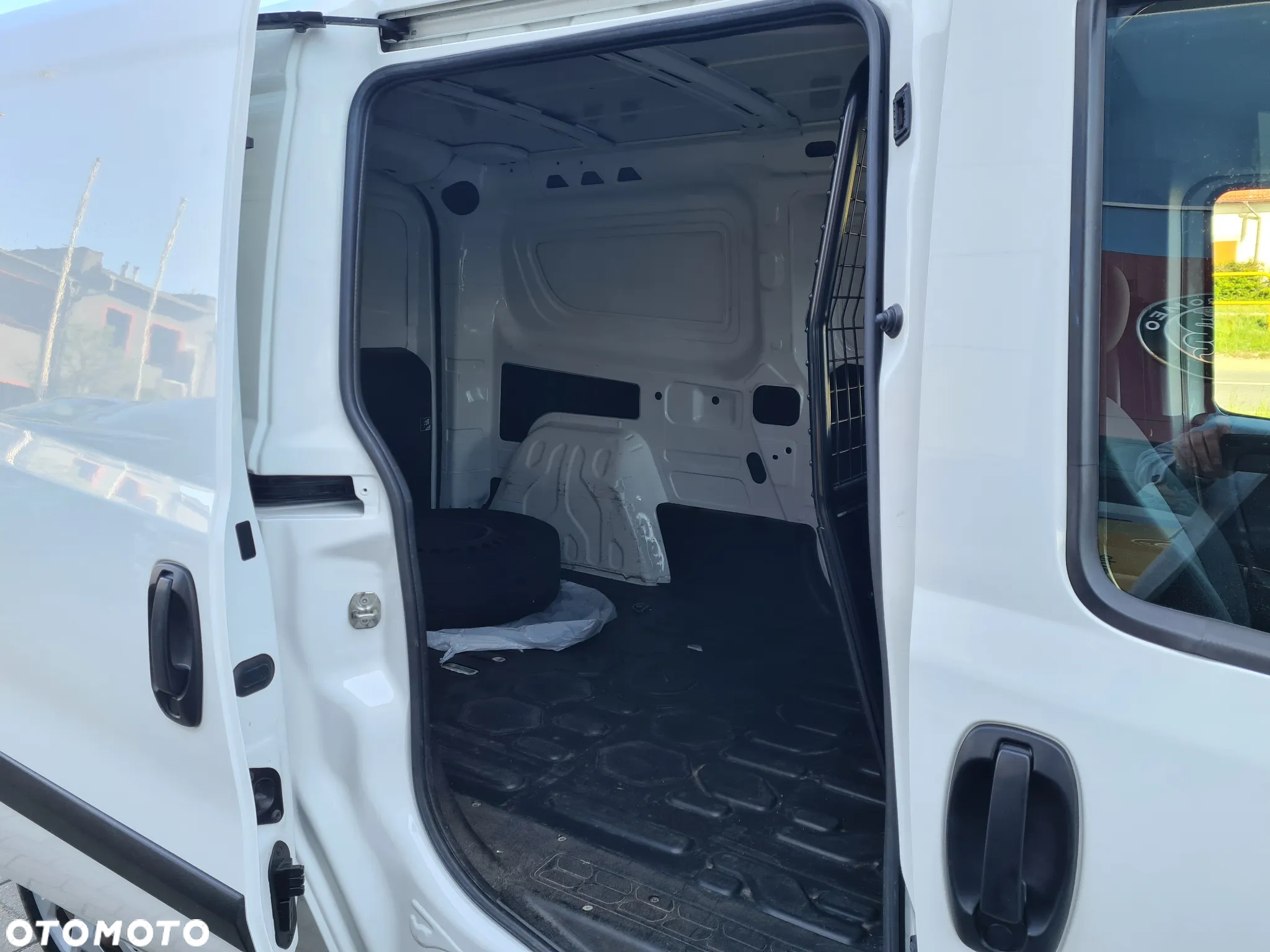 Fiat DOBLO - 13