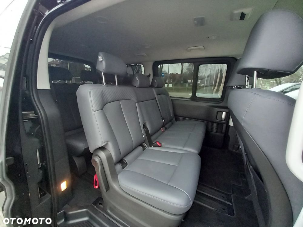 Hyundai Staria 1.6 T-GDI HEV Smart VIP - 15