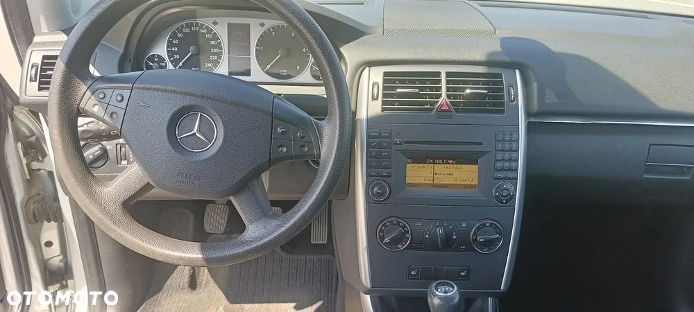 Mercedes-Benz Klasa B 180 CDI DPF - 10