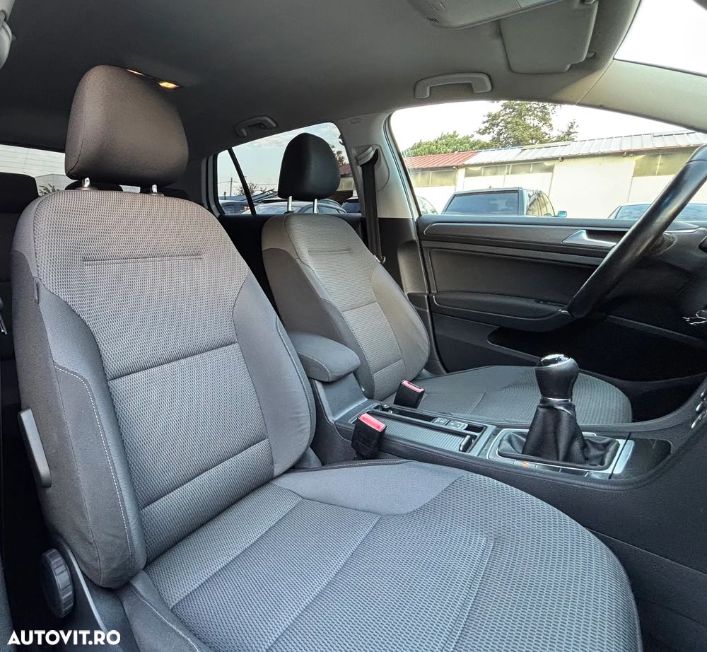 Volkswagen Golf 1.4 TSI Comfortline - 25