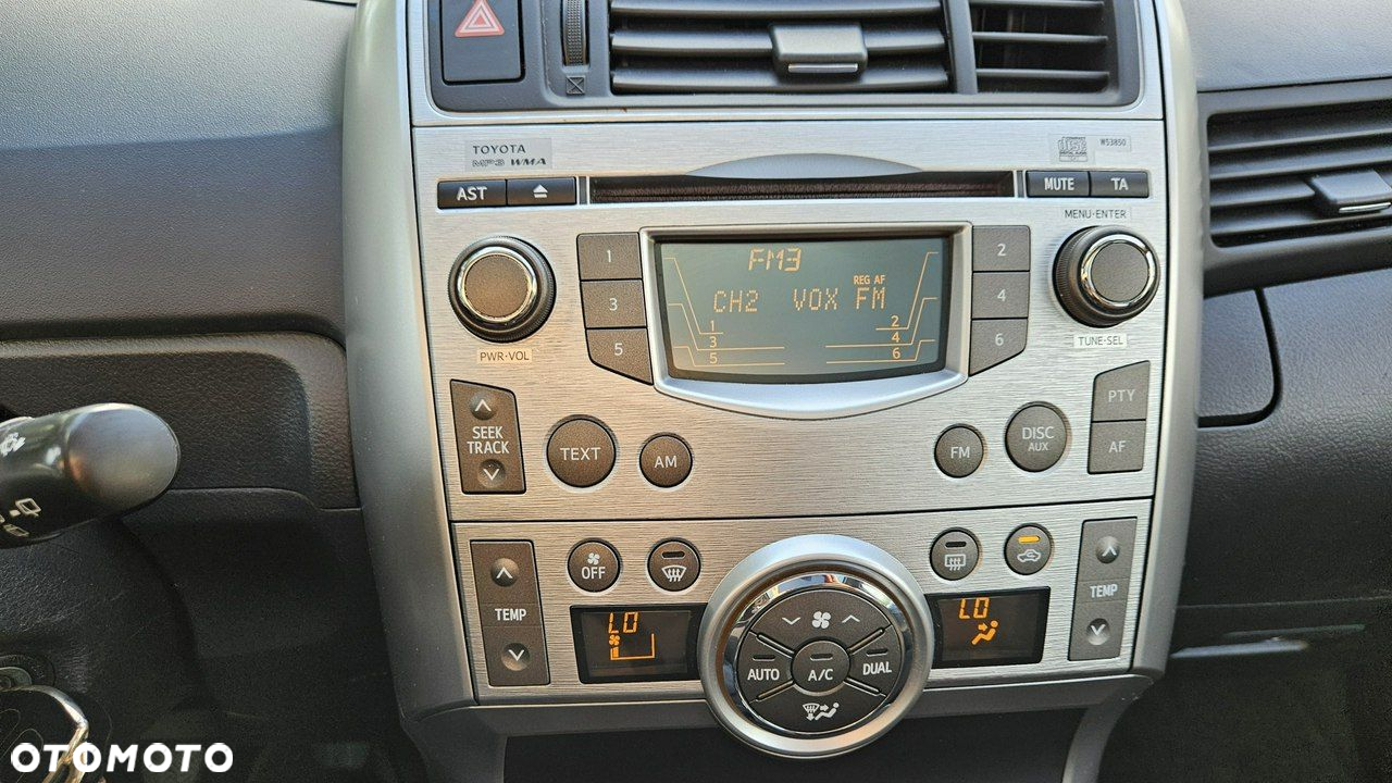 Toyota Verso 1.8 5-Sitzer Life - 36