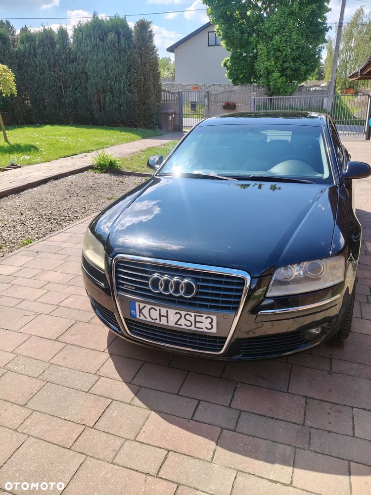 Audi A8 - 1