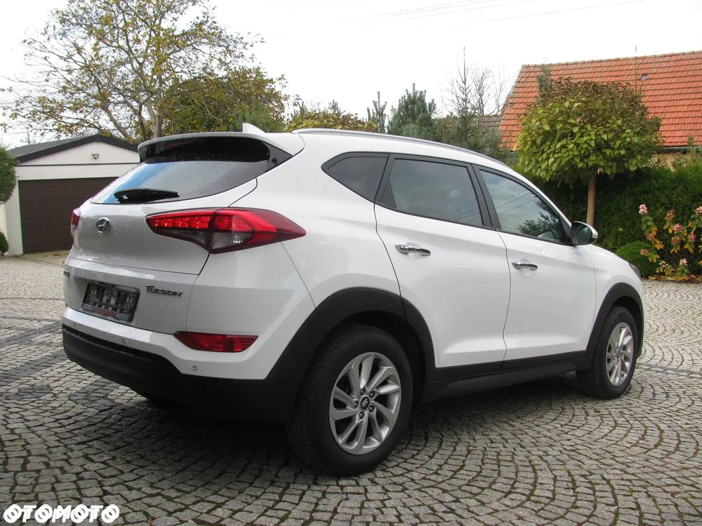 Hyundai Tucson 1.6 GDI BlueDrive Style 2WD - 8