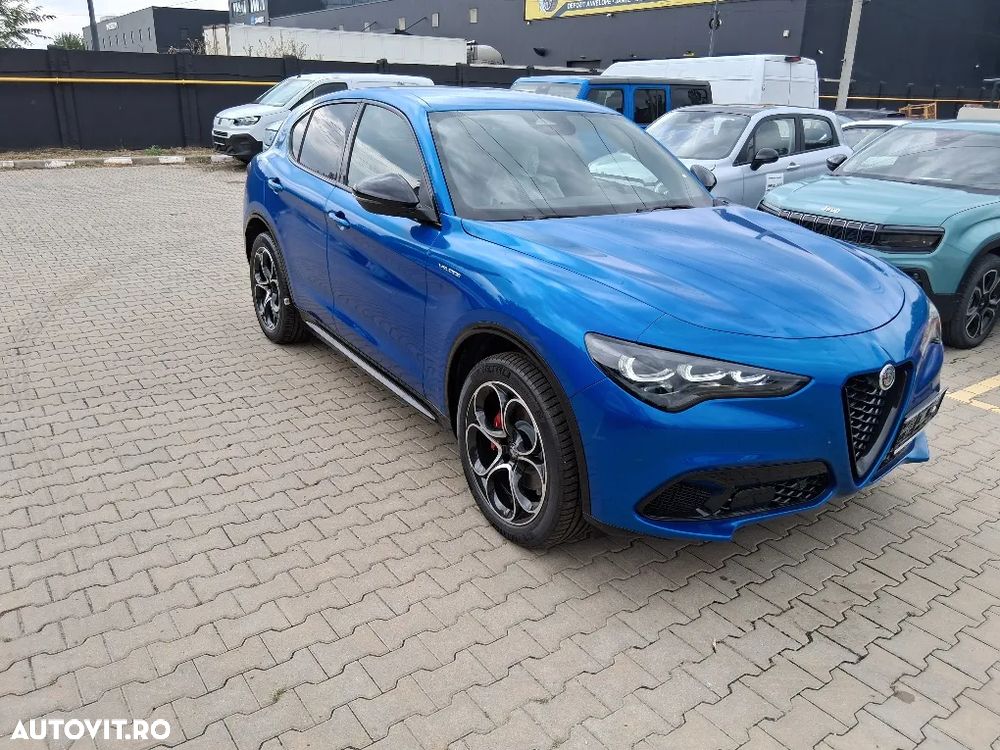 Alfa Romeo Stelvio 2.0 Turbo 16V AT8-Q4 Veloce - 3
