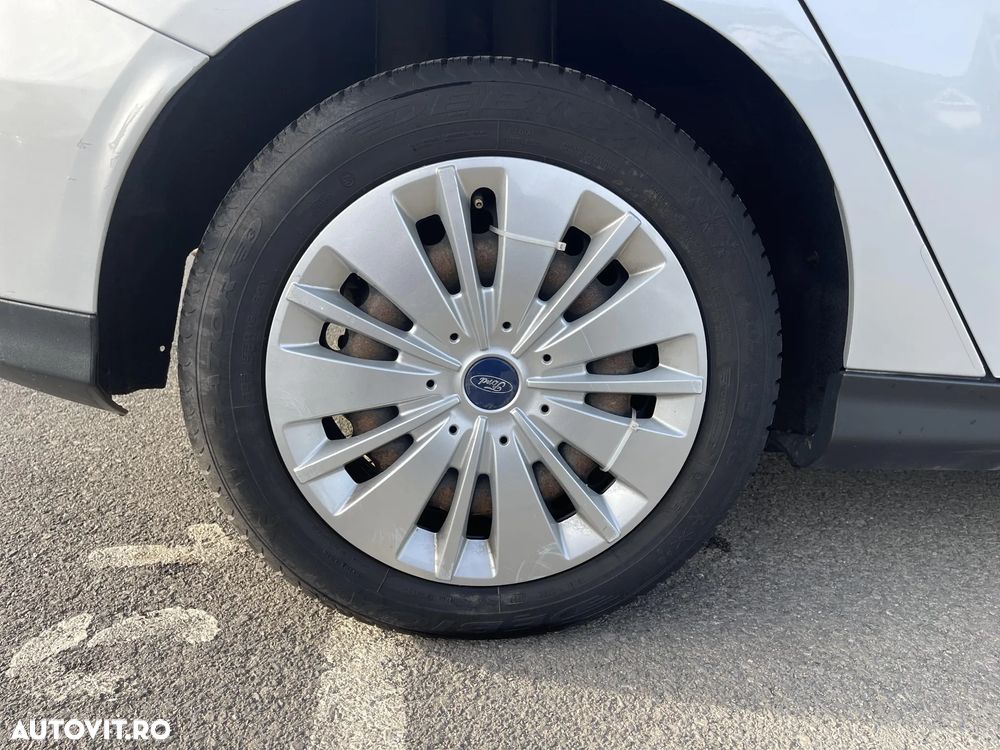 Ford Focus 1.0 EcoBoost Trend - 22