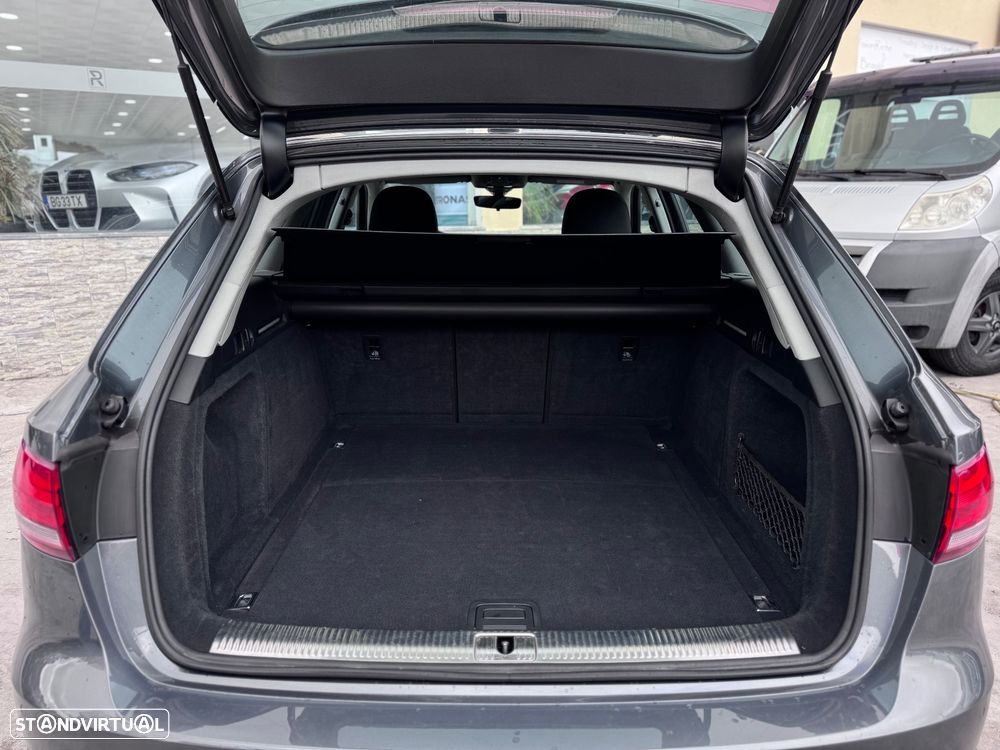 Audi A4 Avant 35 TDI Sport S tronic - 24