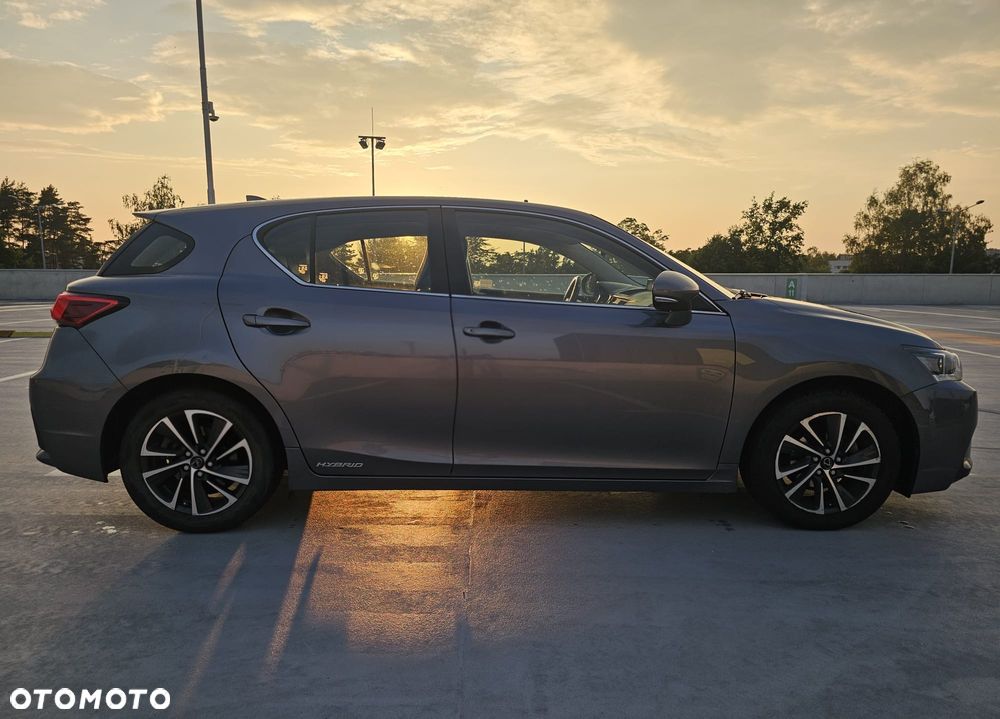 Lexus CT 200h Elegance - 3