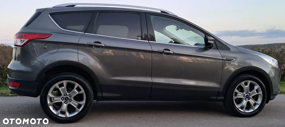 Ford Kuga 2.0 TDCi 4x4 Titanium - 12