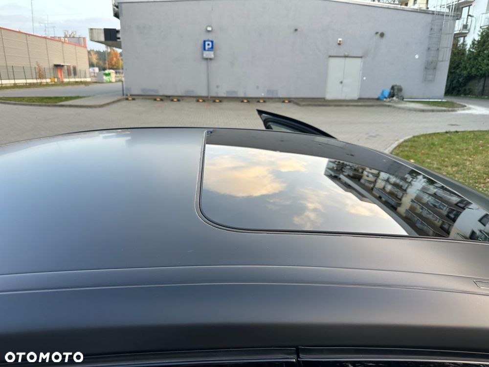 BMW Seria 7 - 26