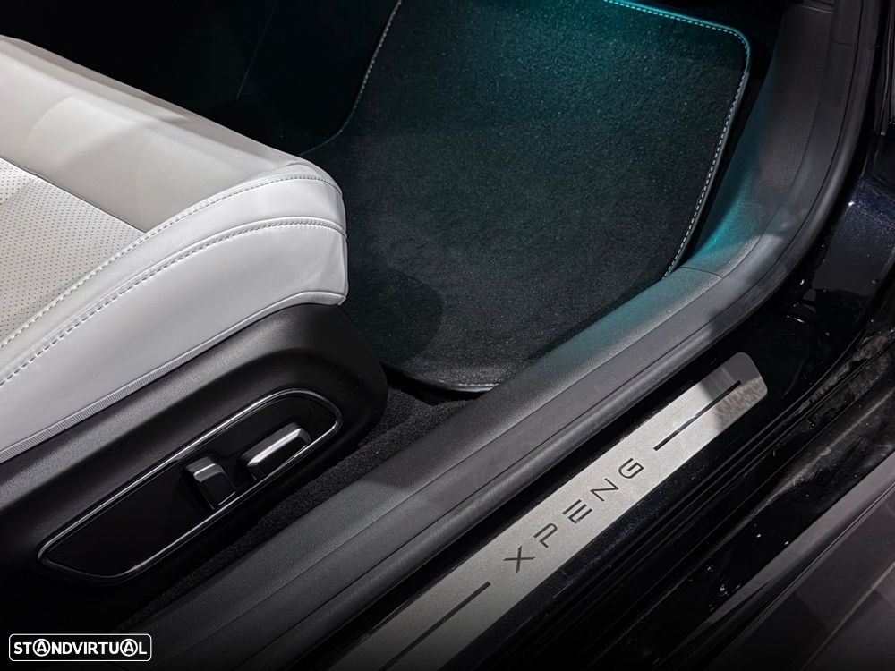 Xpeng P7i 86.2 kWh Long Range - 42