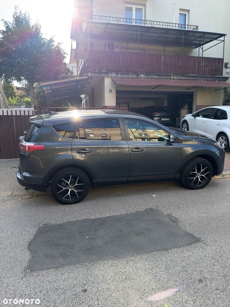 Toyota RAV4 - 3